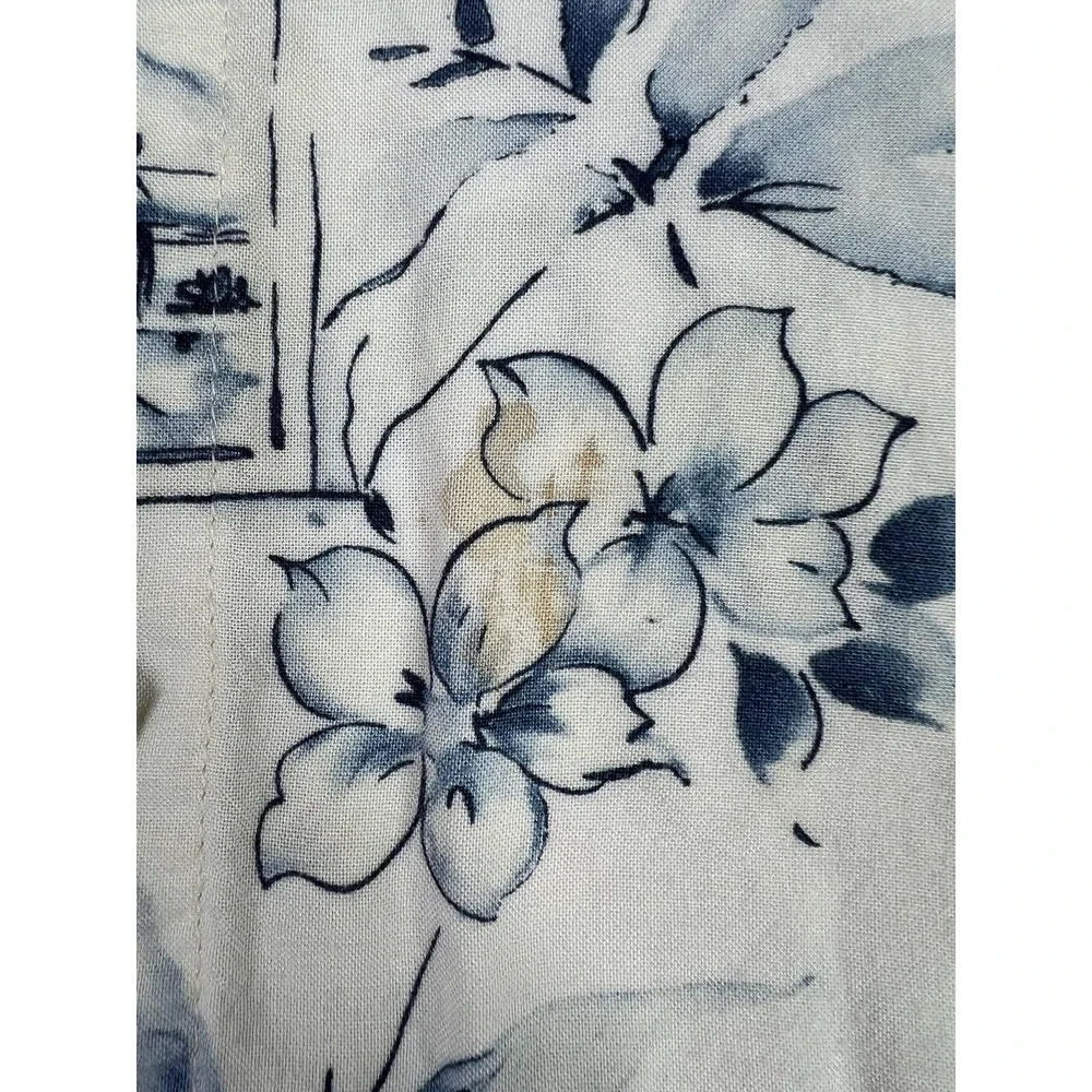 Campia Moda Mens Medium White Floral Hawaiian Rayon Button Up Shirt Short Sleeve